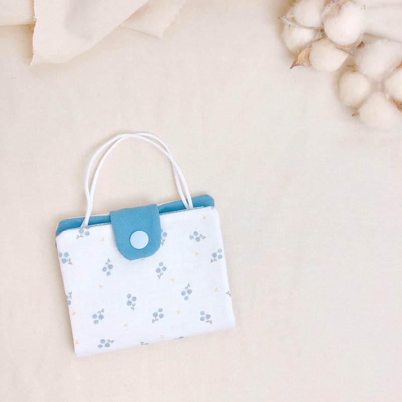 * 绵花堂手作 * 蓝色小花口罩袋 - 口罩 - 棉．麻 