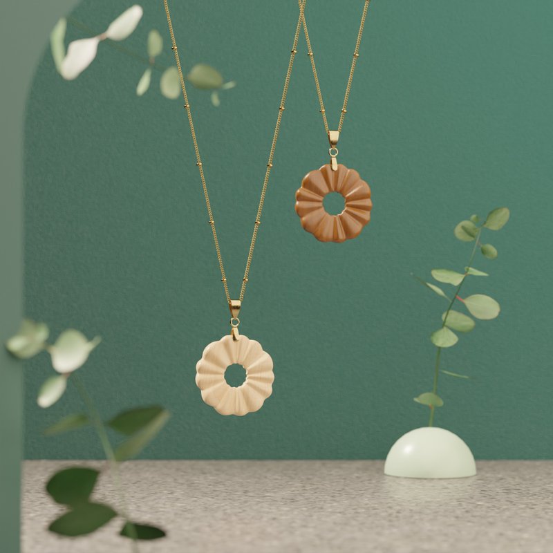 花好月圆 - 盛开 - 实木制黄铜项链 / 新复古系列饰品 - 项链 - 木头 多色