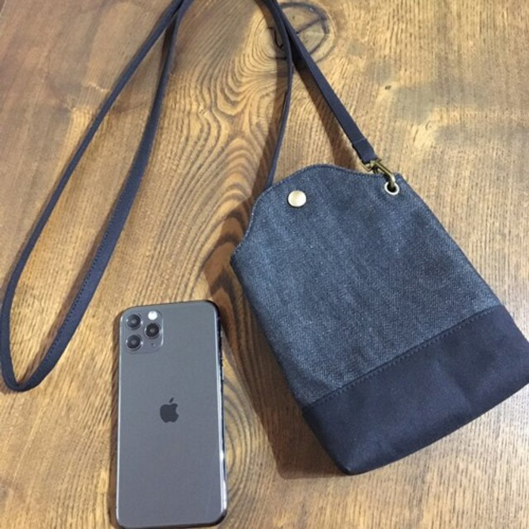 Kurashiki Canvas Okayama Denim Smartphone Pochette Sacoche Men's OK [Smartphone Shoulder] Black - 侧背包/斜挎包 - 棉 