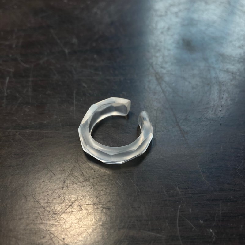 Natural Rock Crystal Ear Cuff(matte) - 耳环/耳夹 - 石头 透明