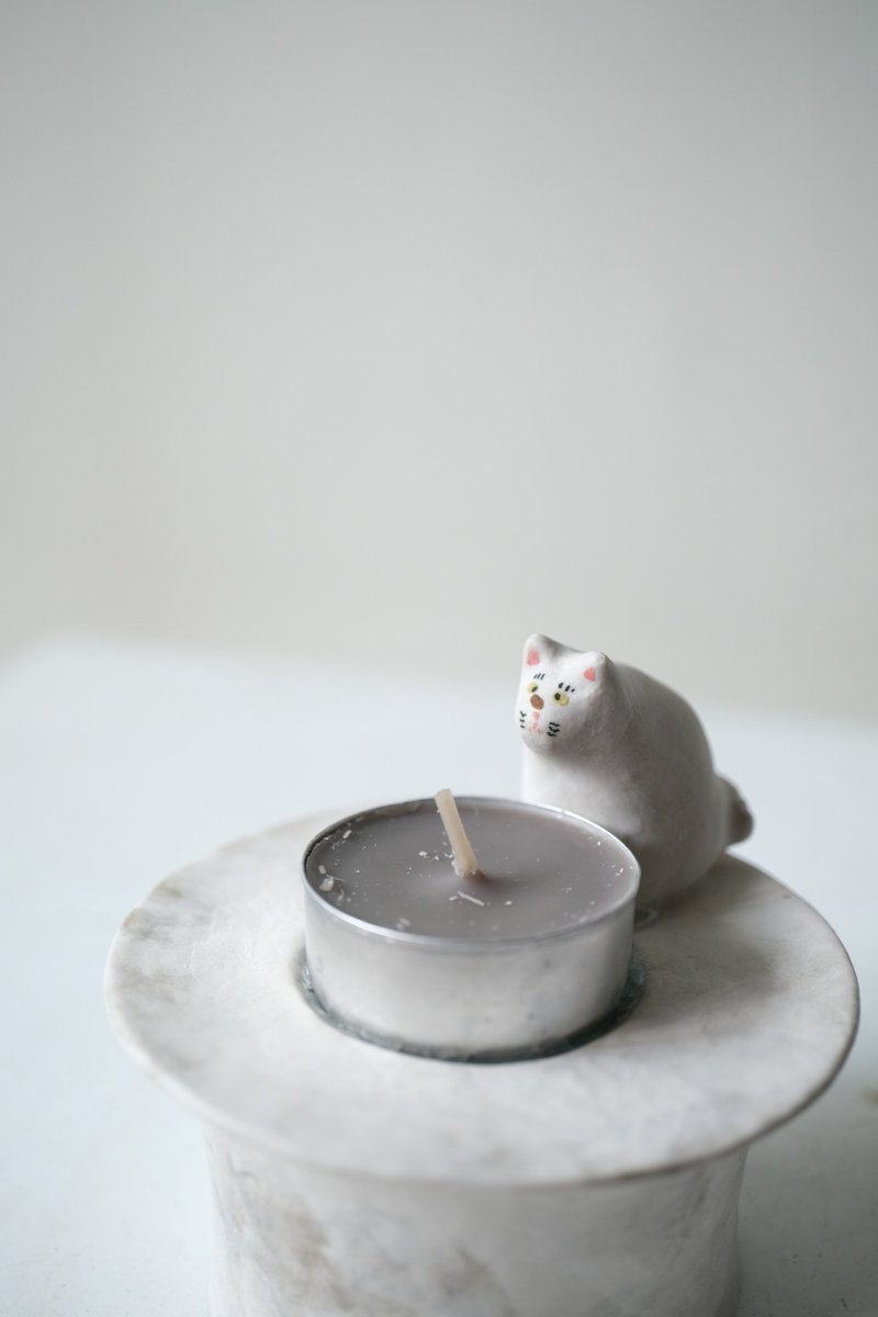 取暖的猫咪烛台 - 咖啡杯/马克杯 - 陶 银色