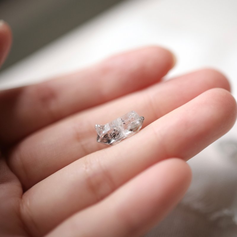 闪灵水晶纯银耳环　可改耳夹 - 耳环/耳夹 - 水晶 透明