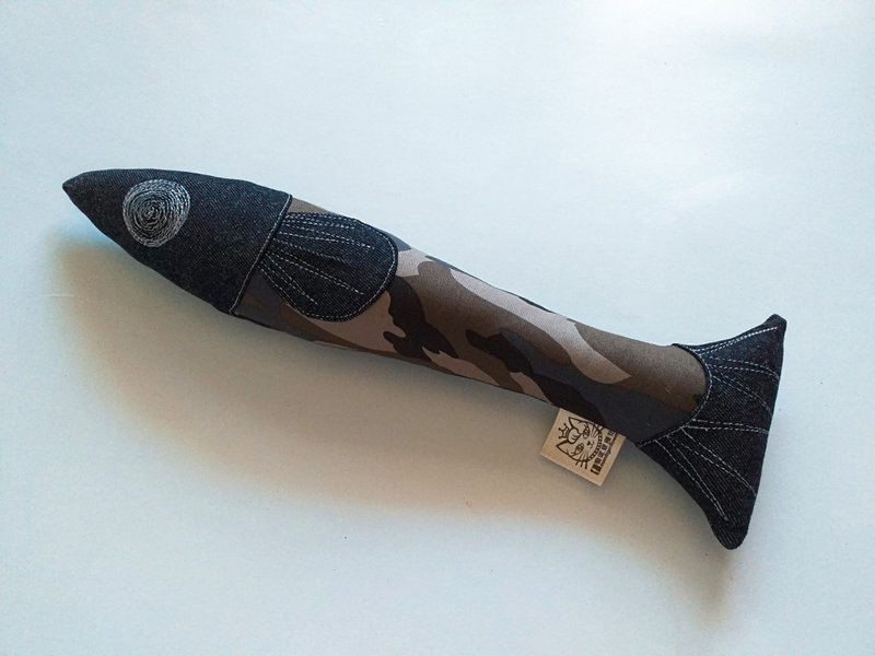 新迷彩秋刀鱼2.0进阶版猫草包 - 玩具 - 棉．麻 卡其色