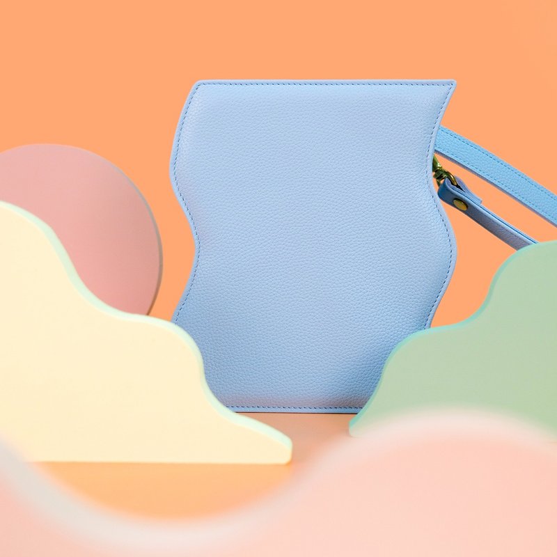 Wave Medium (浅蓝色) - 侧背包/斜挎包 - 真皮 蓝色