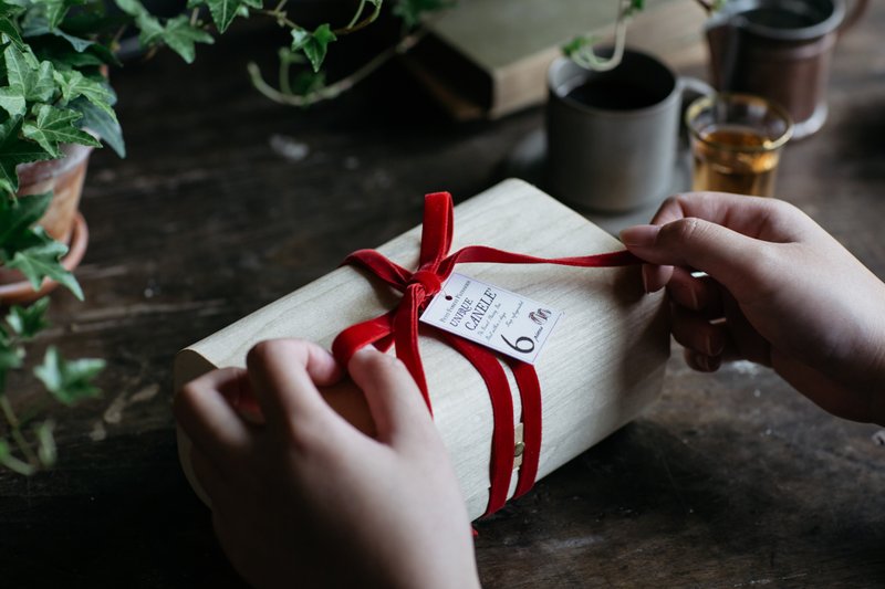 夜光干杯礼盒-原味/莱姆葡萄/蛋黄６入礼盒 - 蛋糕/甜点 - 木头 卡其色