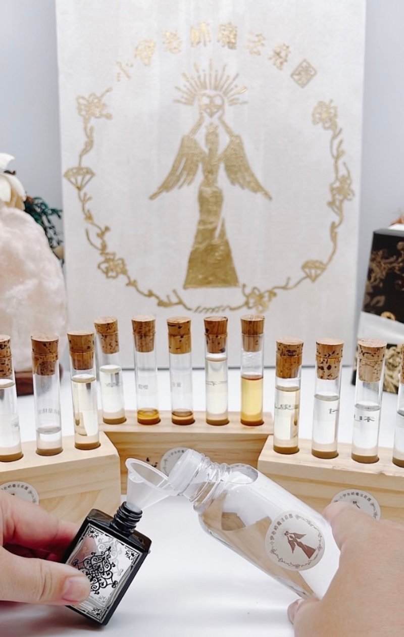 台北香气专业精油香水蜡烛扩香证照班 - 蜡烛/香氛 - 其他材质 