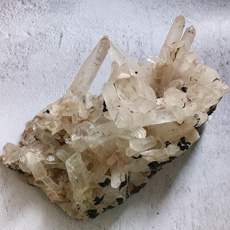 AC10  白晶簇带老皮 - 摆饰 - 水晶 