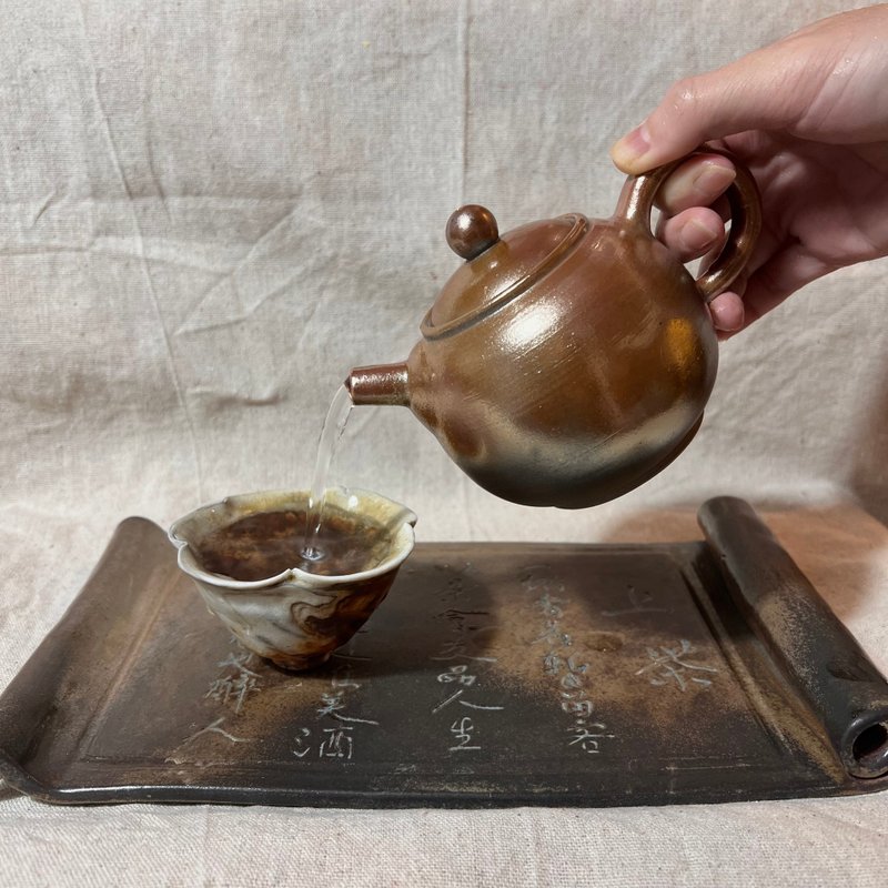 柴烧紫玫瑰金彩正把茶壶 / 柴烧茶具  / 小平凡手作 - 茶具/茶杯 - 陶 
