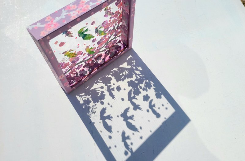 【樱花漫步 22cm】原画独一无二 透明艺术 皮影画 摆饰 蝴蝶 可爱 儿童房 - 墙贴/壁贴 - 压克力 粉红色