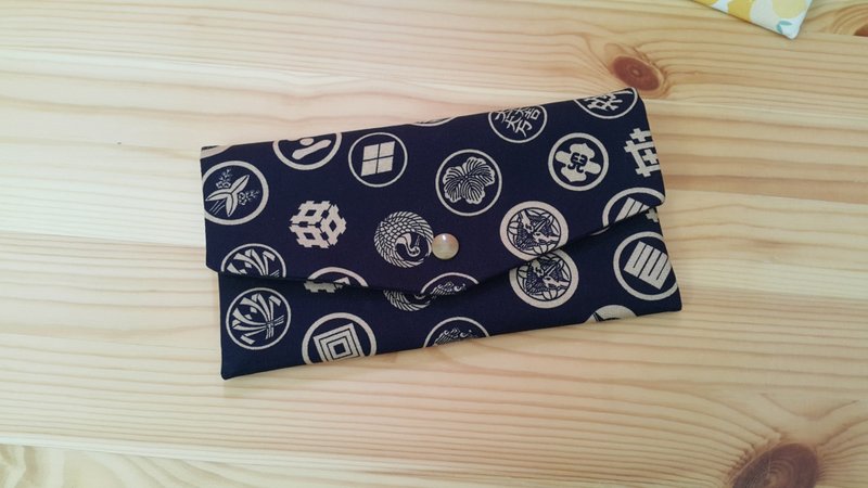 日本家徽 口罩收纳袋   存折包  绵绵包  多功能小包 可爱独家款 - 收纳用品 - 棉．麻 