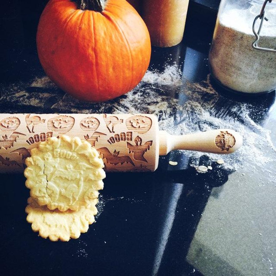 Pumpkin + Haunted + Bats + Black Cat rolling pin * HALLOWEEN GHOST - 厨房用具 - 木头 