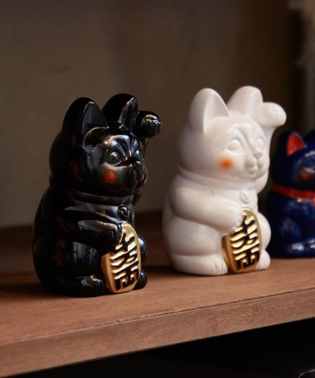 【热门预购】脸红红 招财猫 存钱筒 (2色)73UP3201 - 摆饰 - 陶 