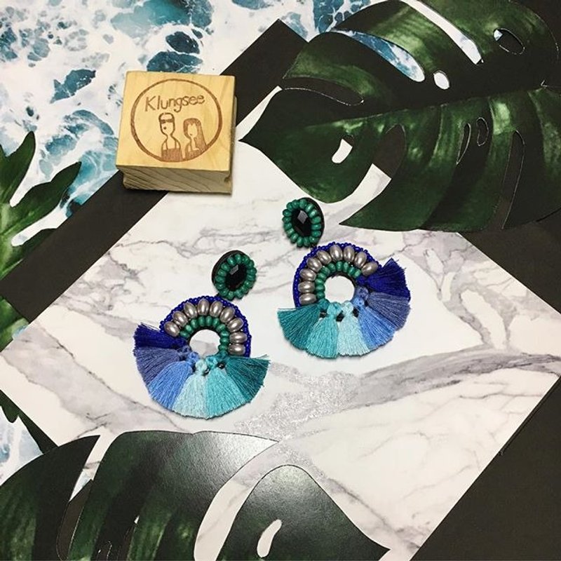 earrings: donut no.01 - 耳环/耳夹 - 其他材质 蓝色