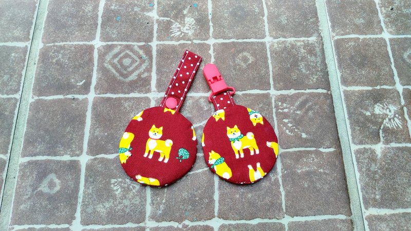 柴犬宝宝(红)/宝贝圆形平安符袋. 香火袋.福袋.诗签袋.专属缘(圆)份.包包挂饰 - 围嘴/口水巾 - 棉．麻 红色