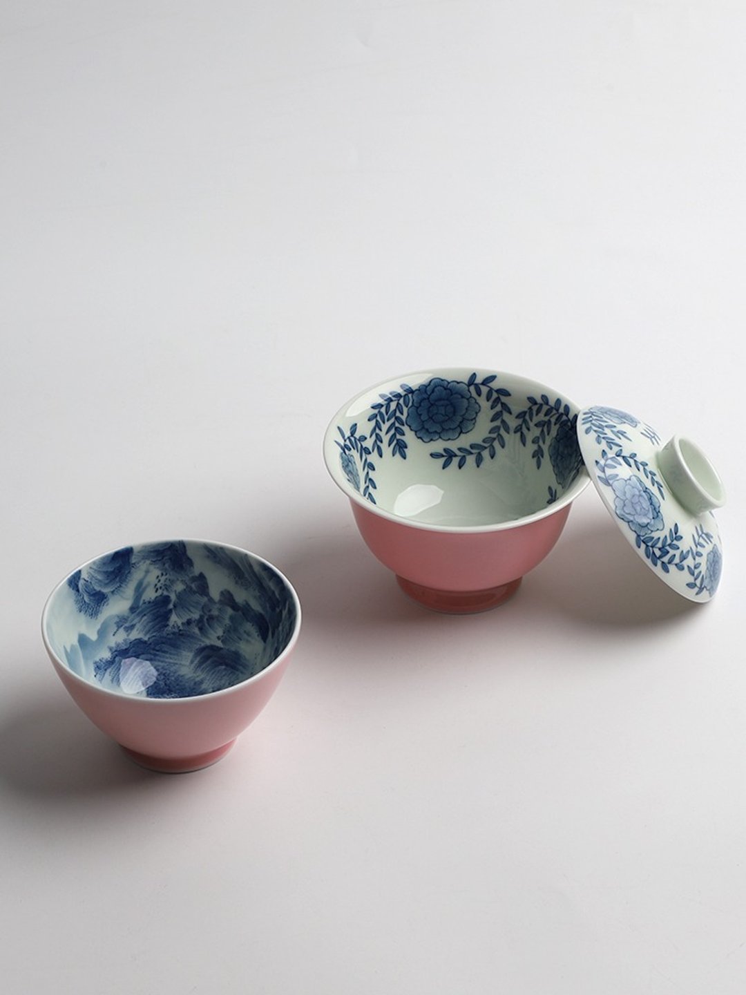 桃粉釉二才高足盖碗  青花茶具内画缠枝莲140ml  手工茶具 - 茶具/茶杯 - 瓷 