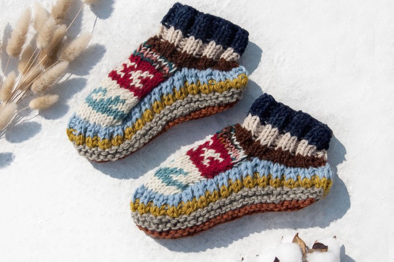 手织纯羊毛针织袜/内刷毛条纹袜/羊毛钩织长袜/保暖毛袜-北欧芬兰 - 袜子 - 羊毛 多色