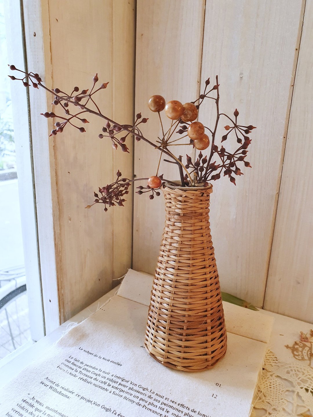 【好日恋物】欧洲带回手工藤编花瓶/花器/长型 - 花瓶/陶器 - 陶 咖啡色
