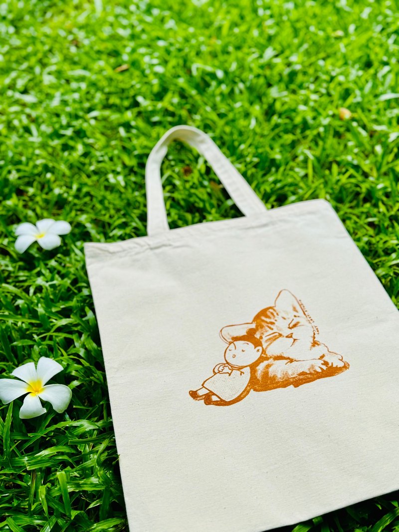 全棉帆布 昏睡猫咪 肩背包 托特包 购物袋 侧背包 大容量 - 侧背包/斜挎包 - 棉．麻 卡其色