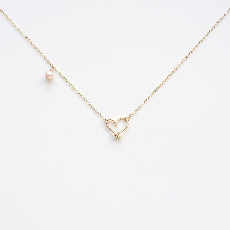 小巧爱心 手工绕线 14Kgf 包金项链 | Akoya 小珍珠坠 定制化礼物 - 项链 - 其他金属 金色