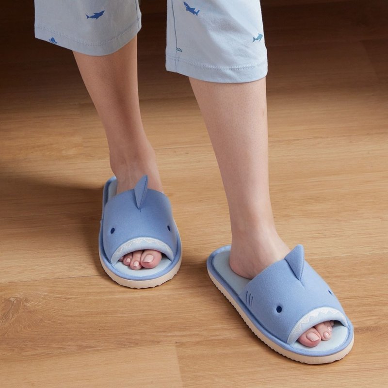 鲨鱼开口室内拖鞋(M/L)-海岛蓝 - 室内拖鞋 - 棉．麻 蓝色
