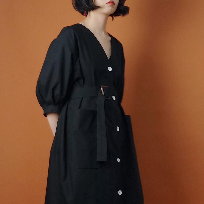 P.YELLOW | 夏季黑色极简棉质连衣裙 - 洋装/连衣裙 - 棉．麻 黑色