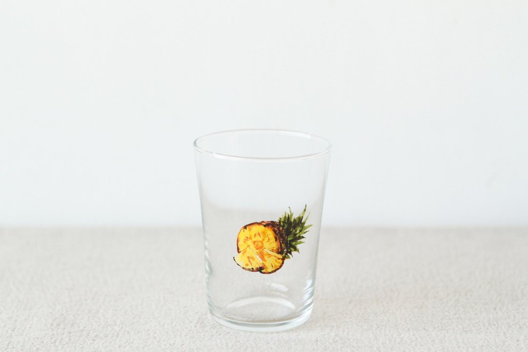 【+t企划】水果玻璃杯-凤梨半颗 - 玻璃杯 - 玻璃 透明
