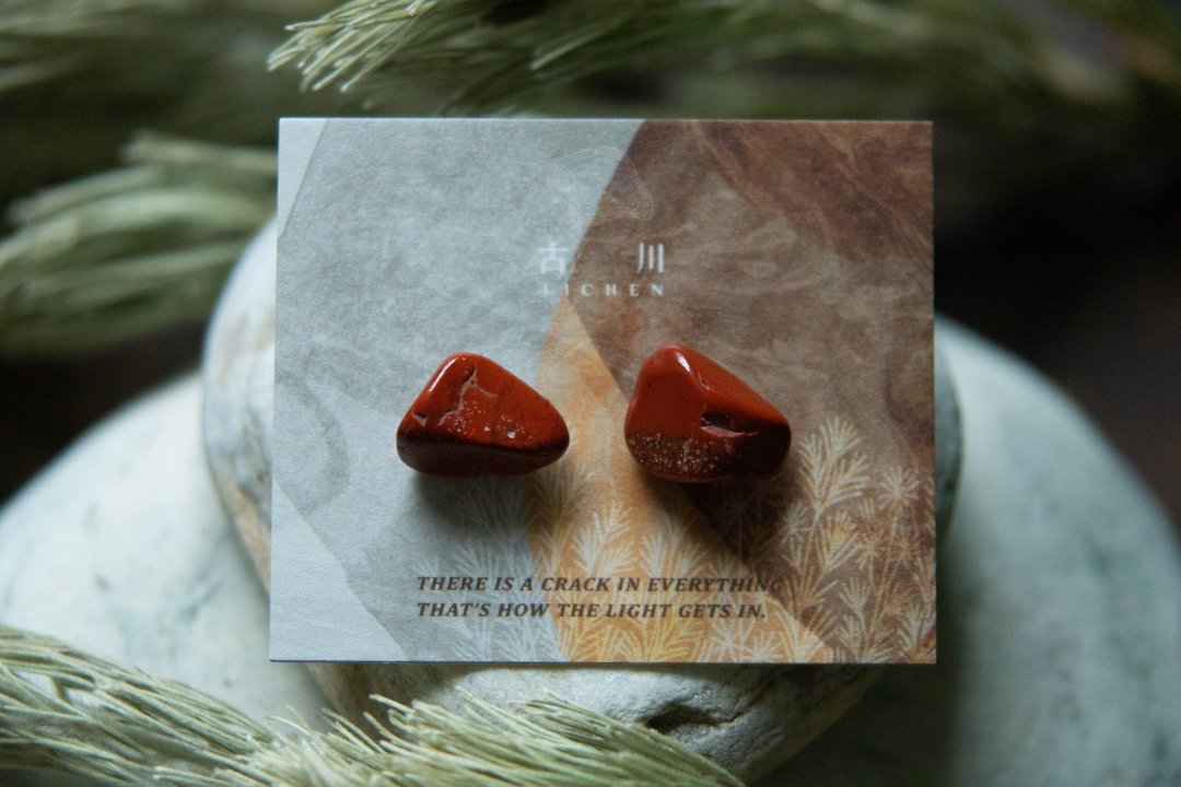 CRACK | 矿物系耳环 |  EARRINGS - 耳环/耳夹 - 玉石 红色