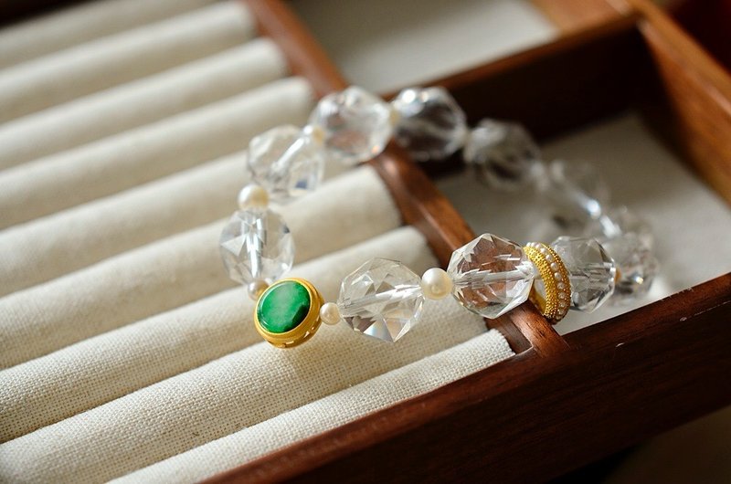 天然原矿白水晶随型珠 淡水珍珠翡翠鎏金隔珠设计单圈手串s - 项链 - 水晶 白色