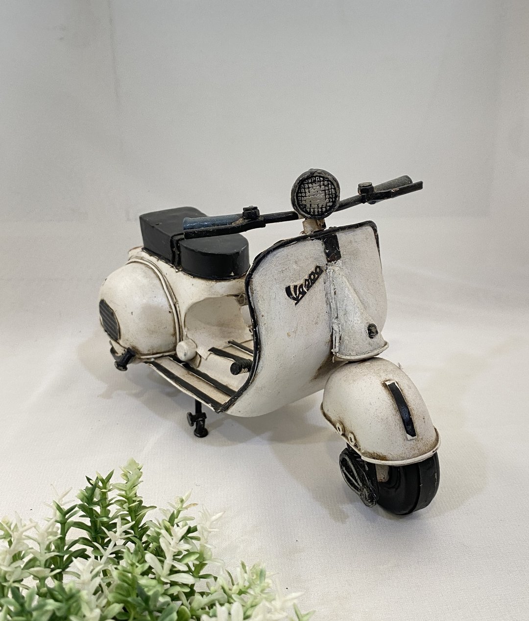 【好日恋物】德国带回 VESPA 台湾伟士牌复古摩托车模型收藏品 - 摆饰 - 其他金属 白色