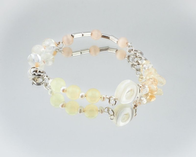 手链。黄。白。酸楚 - 手链/手环 - 石头 黄色