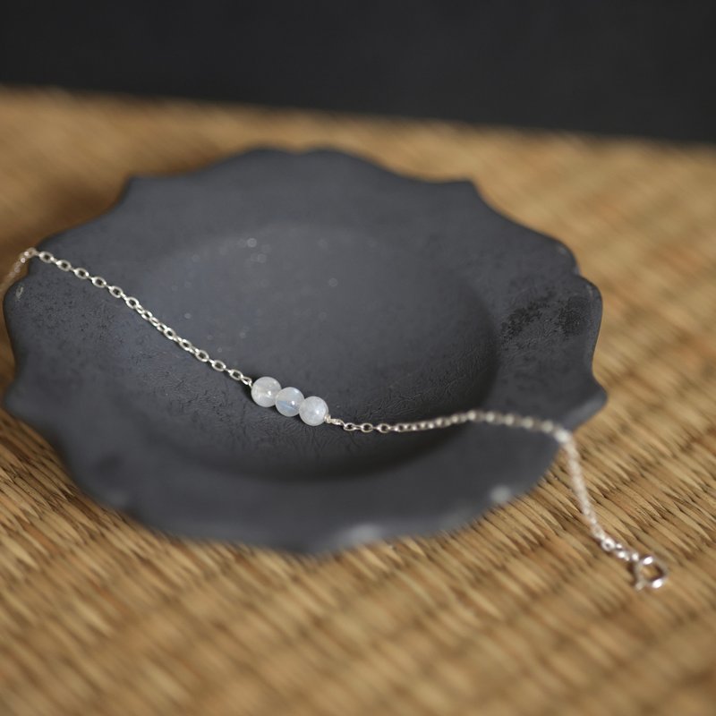 长夜月光石纯银手链 - 手链/手环 - 半宝石 透明