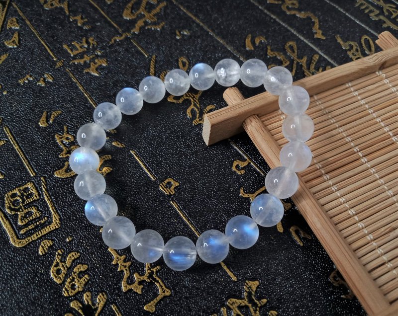 佚名山河。手链。蓝月光石手串。8mm圆珠手珠 - 手链/手环 - 半宝石 白色