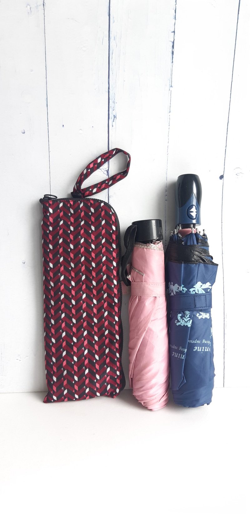 斜纹吸水雨伞套 轻巧好收纳 环保 防水材质 生日交换礼物 - 收纳用品 - 防水材质 