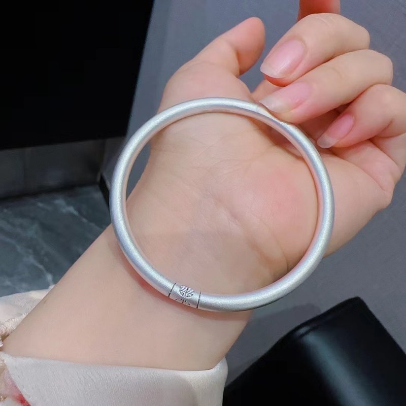 万足银古法闭口喜字手镯 招财转运足银手镯 情人节礼物 女生礼物 - 手链/手环 - 纯银 