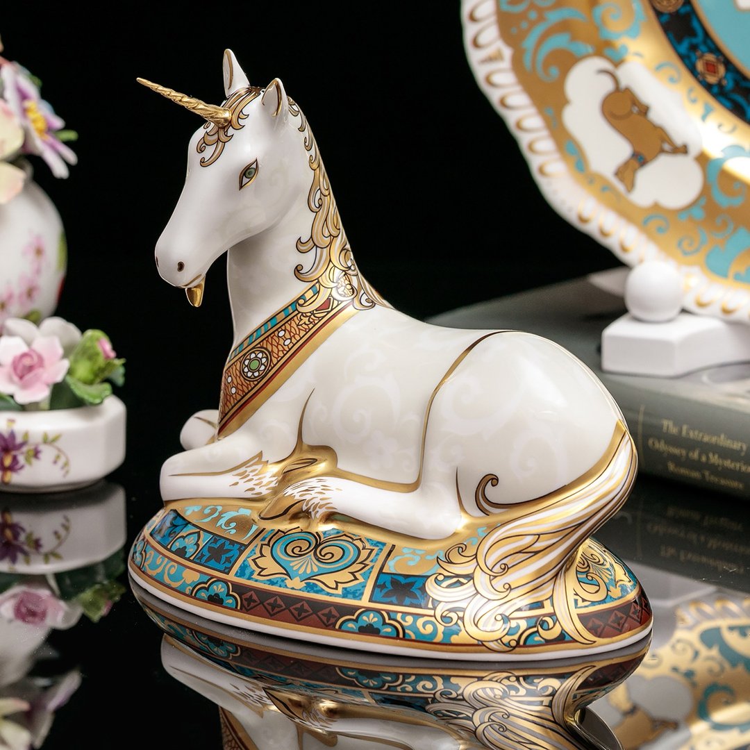 英国Royal Crown Derby 千禧梦幻 2000独角马 独角兽 骨瓷纸镇 - 摆饰 - 瓷 