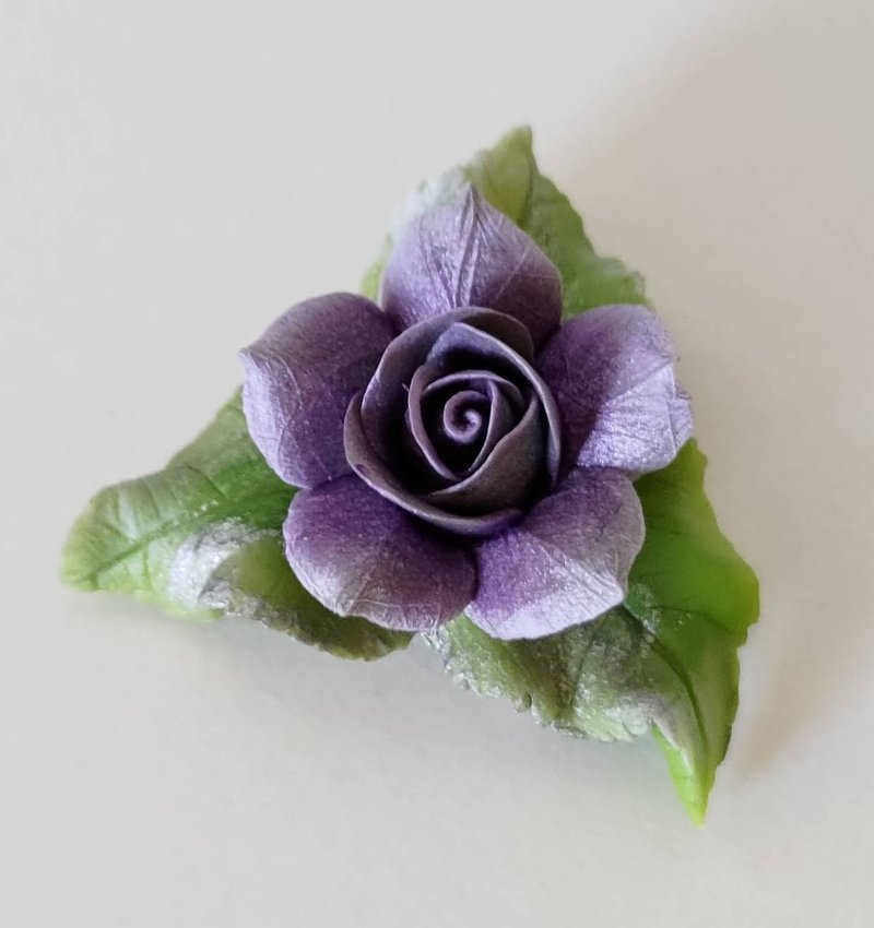 黏土手作 ATO53 磁铁 - 灰紫色花朵 - 冰箱贴/磁贴 - 其他材质 