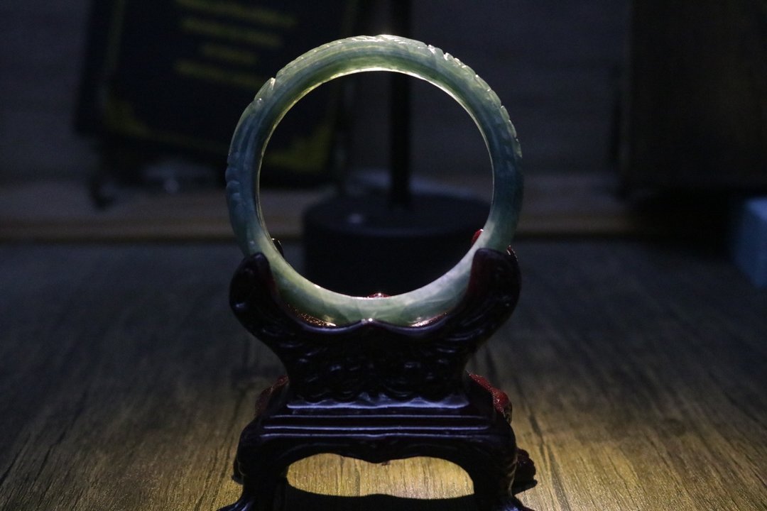 龙纹手镯玉镯子天然石翡翠手镯礼盒装 - 手链/手环 - 半宝石 绿色