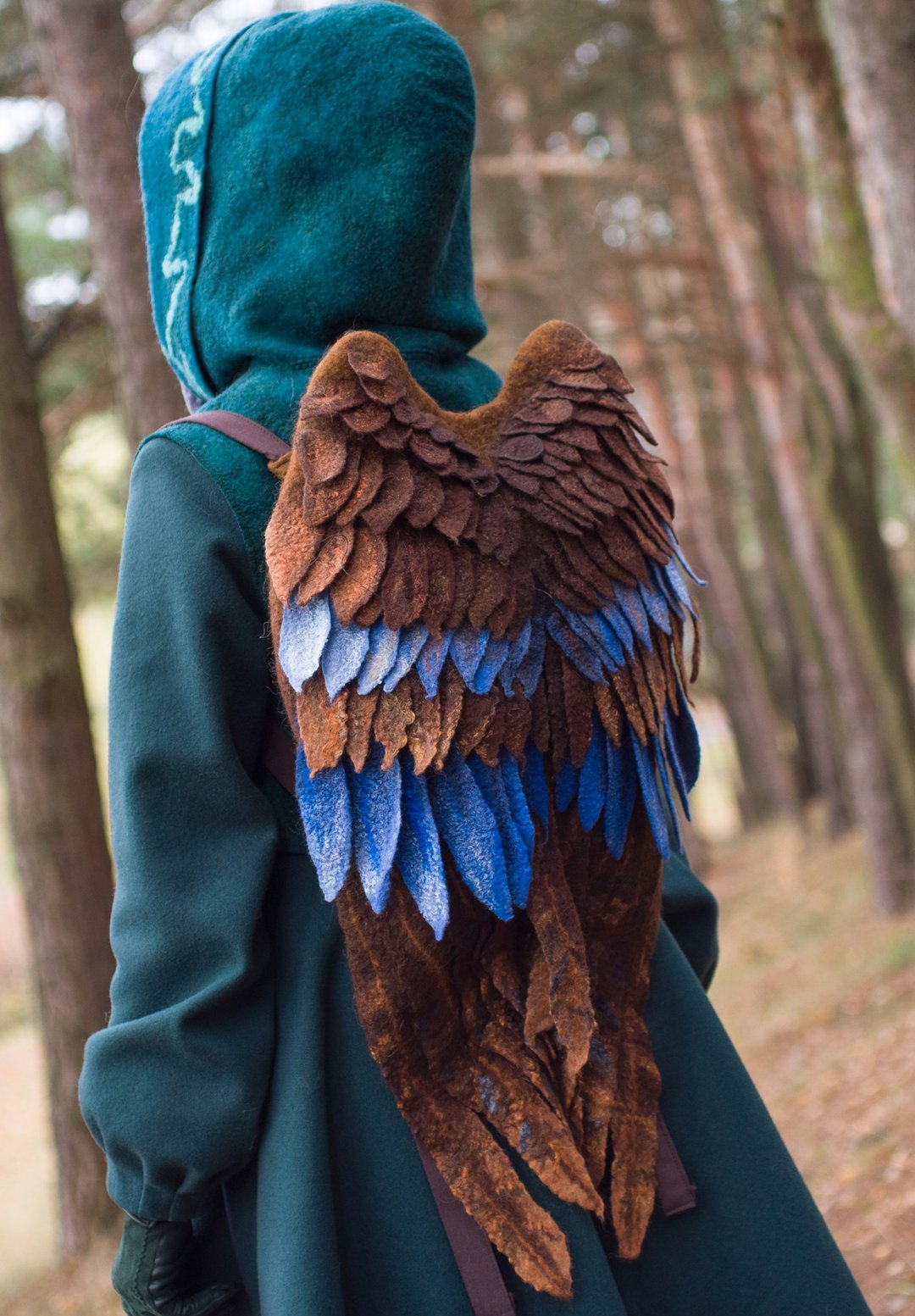 Winged Backpack, open for orders, unusual felted bag, choose your color - 后背包/双肩包 - 羊毛 咖啡色