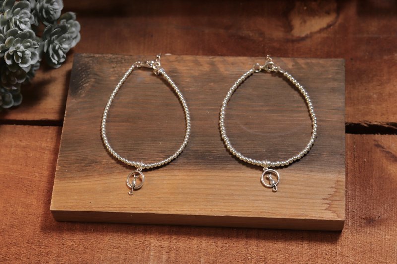 默默小姐银珠系列-猫咪 - 手链/手环 - 纯银 