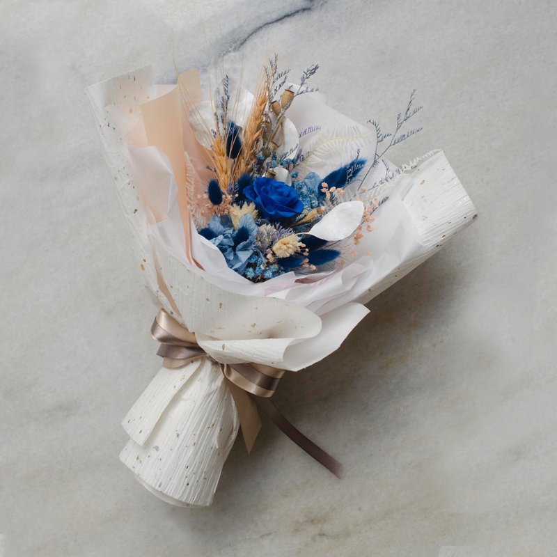 【雪白舞裙蓝宝石】永生玫瑰花束 / 情人节 / 生日花束 - 干燥花/捧花 - 植物．花 