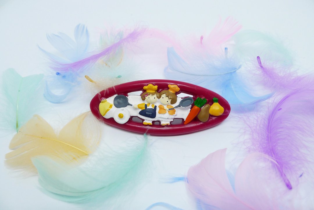 80s Sweet and cute Cartoon Cooking Girls hair barettes, twin chef, fimo, kawaii - 发饰 - 塑料 多色