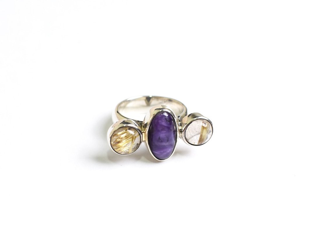 Amulet ring of healing natural stone charoite and rutile quartz - 戒指 - 石头 紫色