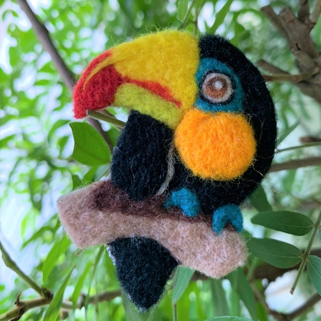 Chatty Toucan 聒噪大嘴鸟羊毛毡胸针 - 胸针 - 羊毛 黑色