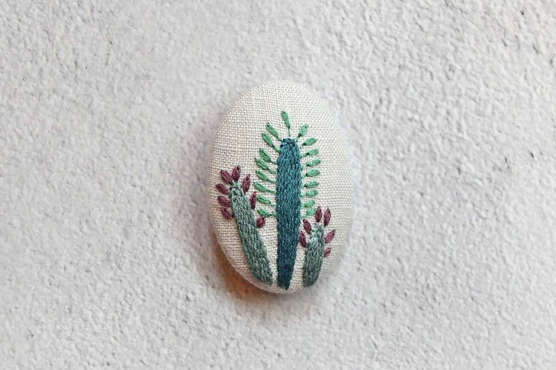 元气仙人掌 | 手作法式刺绣别针 - 胸针 - 绣线 多色
