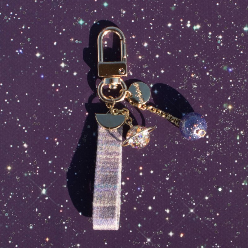 Universe Snowball Airpod Keychains - 钥匙链/钥匙包 - 玻璃 