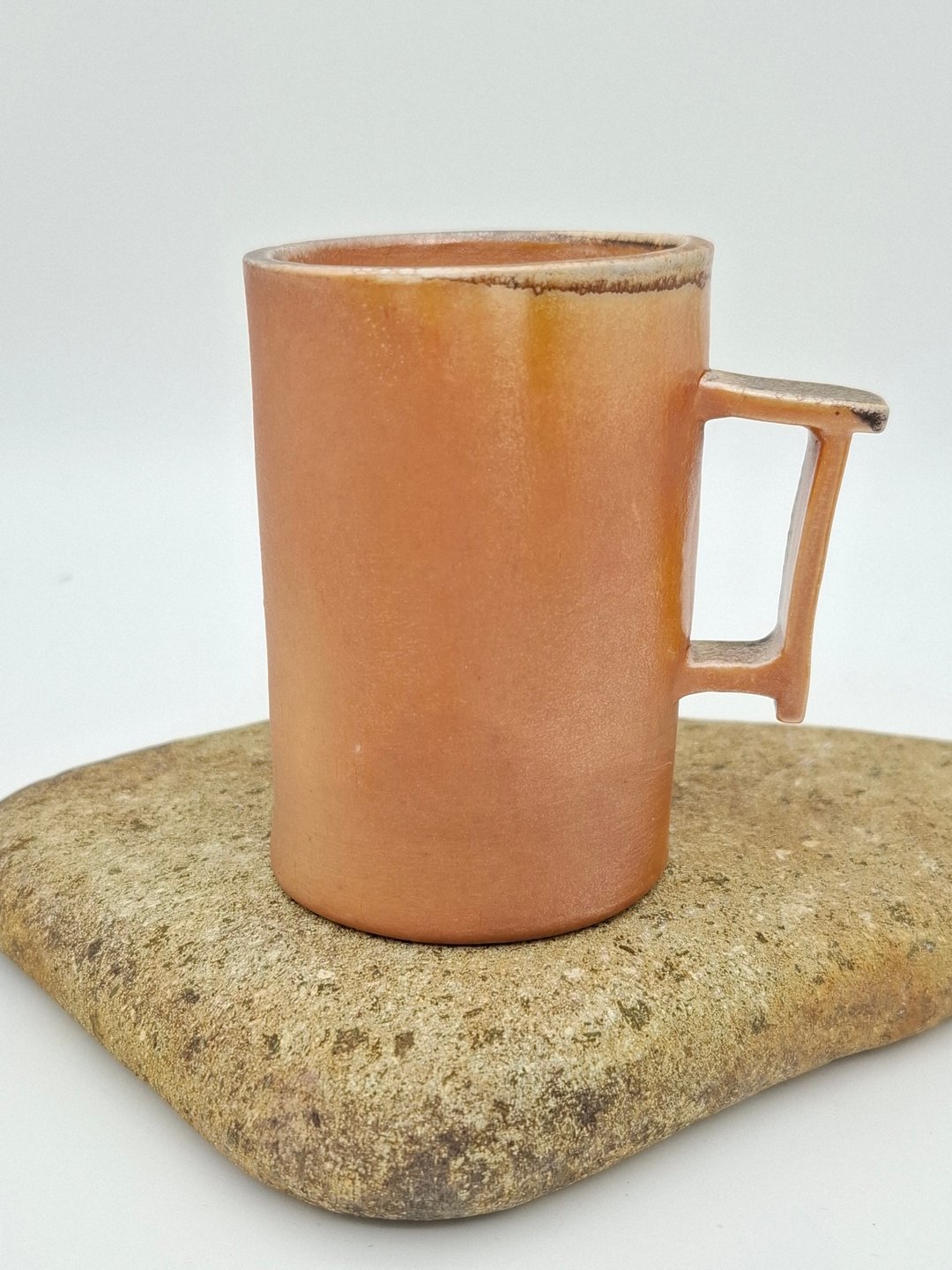 金燦燦把手柴燒杯 - 茶具/茶杯 - 瓷 