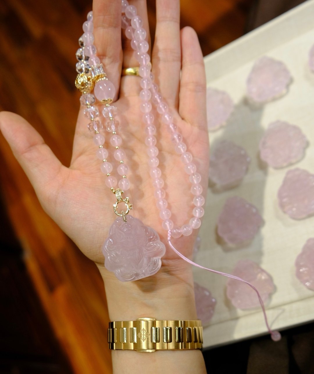 天然粉水晶九尾狐项链毛衣链  招桃花 护人缘 守平安 - 项链 - 玉石 