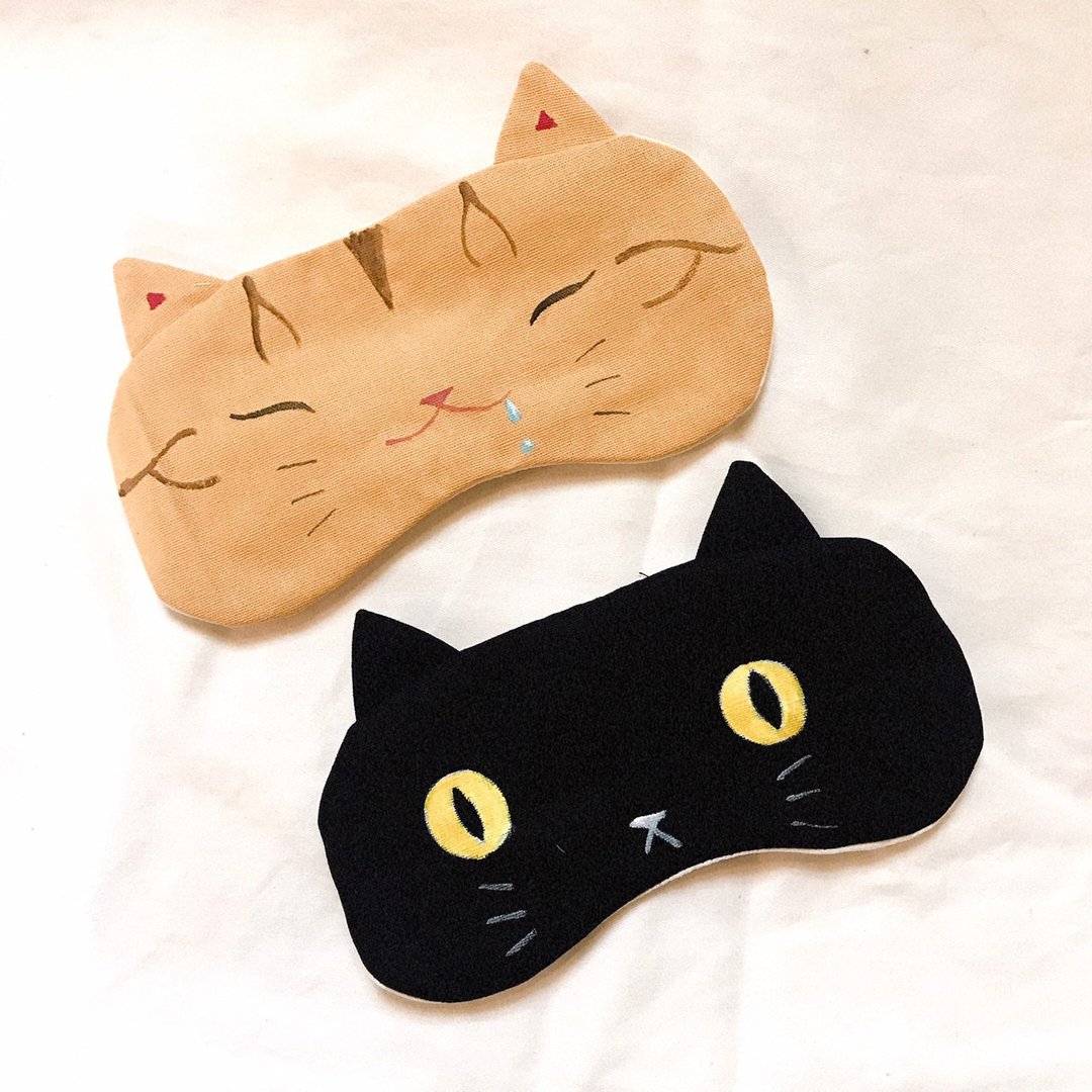 【MINI LIFE x 猫设】奴才安心睡吧-手绘猫咪眼罩 附收纳套 - 眼罩 - 棉 多色