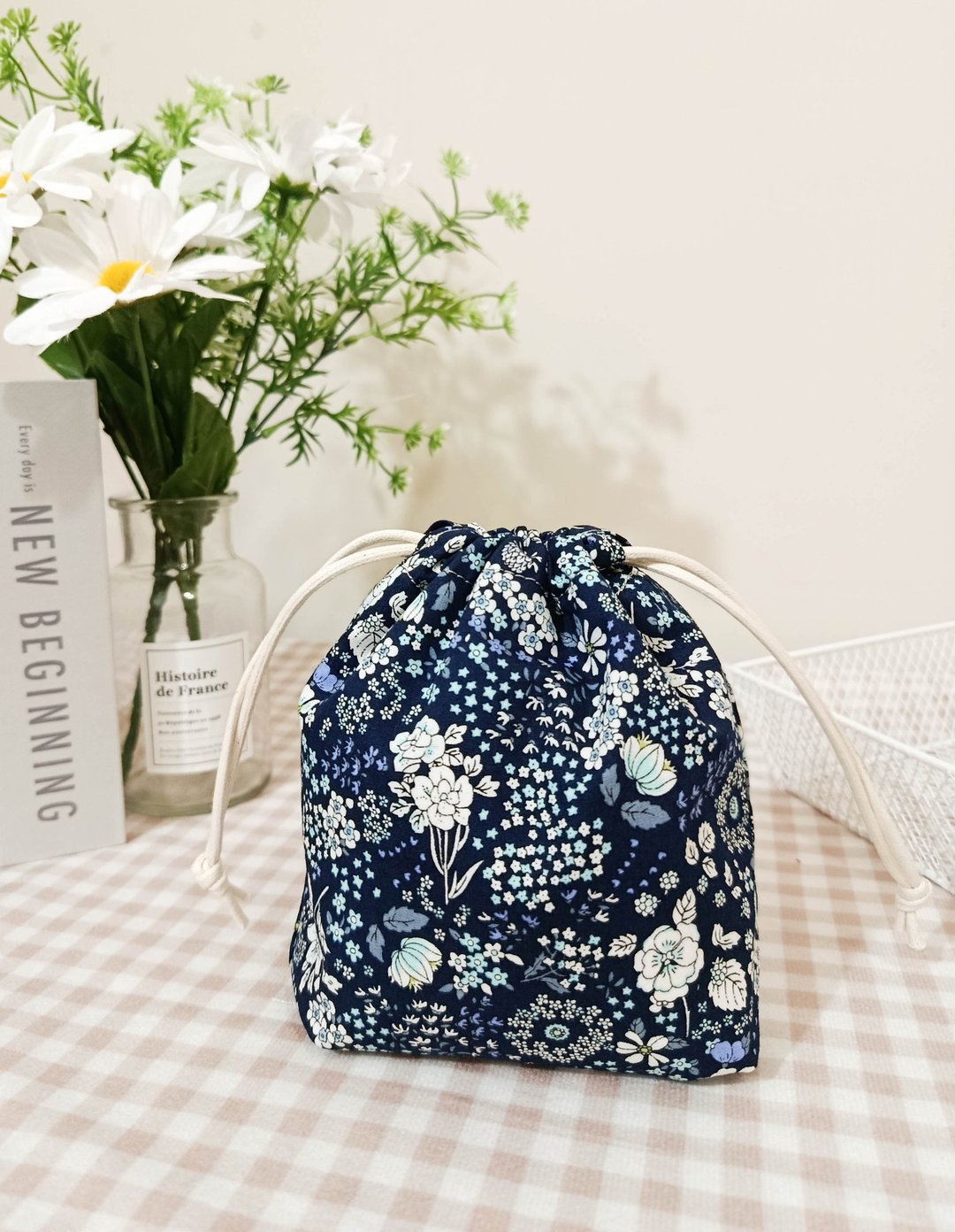 集福系列立体束口袋/收纳袋/万用礼品/湛蓝花海款 - 束口袋双肩包 - 棉 蓝色