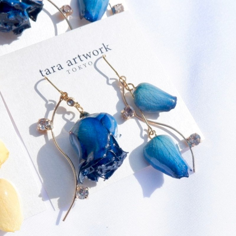 可选颜色　真玫瑰干花耳环 - 耳环/耳夹 - 树脂 多色